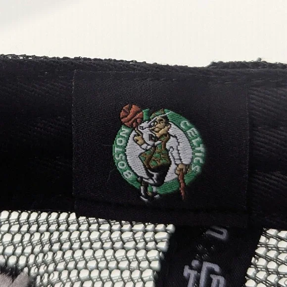 Ultra Game NBA Boston Celtics Around The Way Trucker Hat Black Snapback VGMG318F - Picture 10 of 12